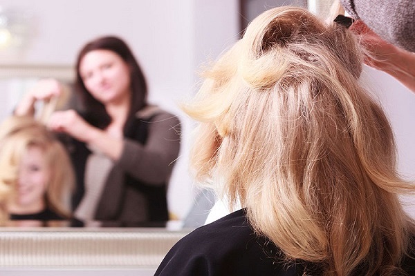 Nằm mơ thấy cắt tóc là điềm gì? Đánh số mấy?-1