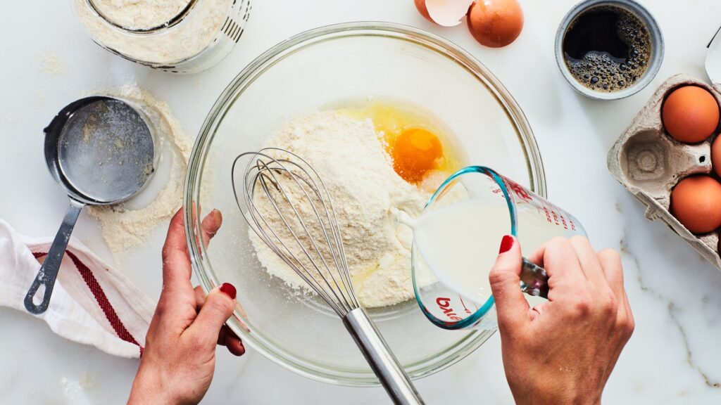 Đánh con gì nếu mơ đang nướng bánh?